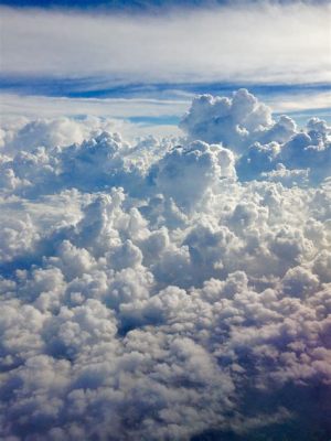  Sonnenlicht über den Wolken - Eine Reise in die Sphären sanfter Melodien und mystischer Klänge